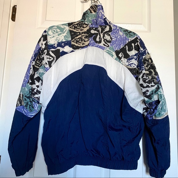 Vintage 90’s Nike Blue & White Patterned Windbreaker - Picture 2 of 6